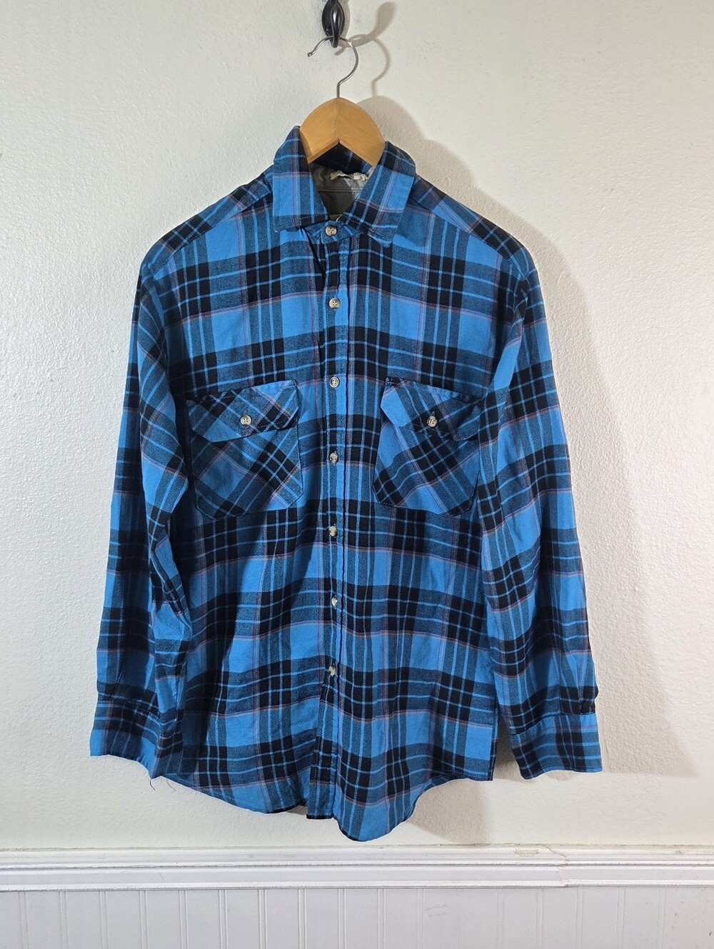 Vintage Day Goods Plaid Flannel Shirt Mens Small Blue Acrylic Button Up Hong Kon